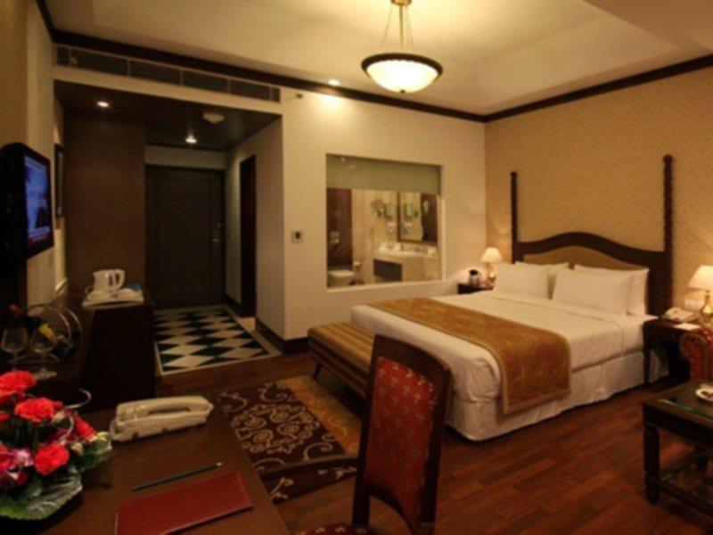 Country Inn & Suites By Radisson, Sahibabad Ghaziabad Exterior foto