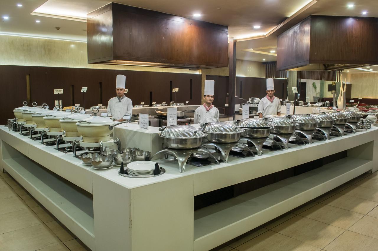 Country Inn & Suites By Radisson, Sahibabad Ghaziabad Exterior foto