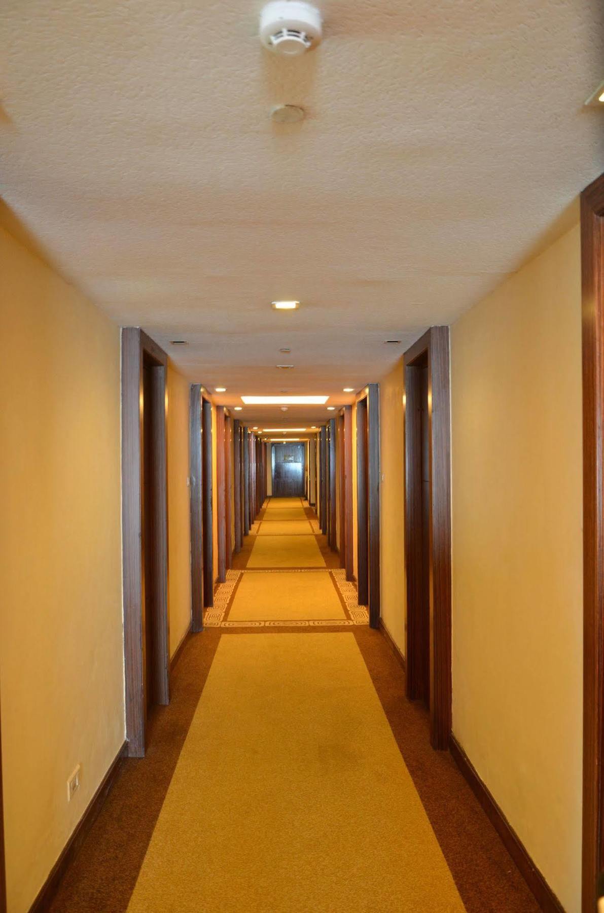 Country Inn & Suites By Radisson, Sahibabad Ghaziabad Exterior foto